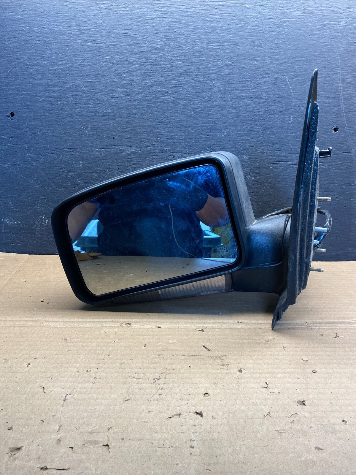 2003 to 2006 Lincoln Navigator Left Driver View Heated Door Mirror AC8792 DW5