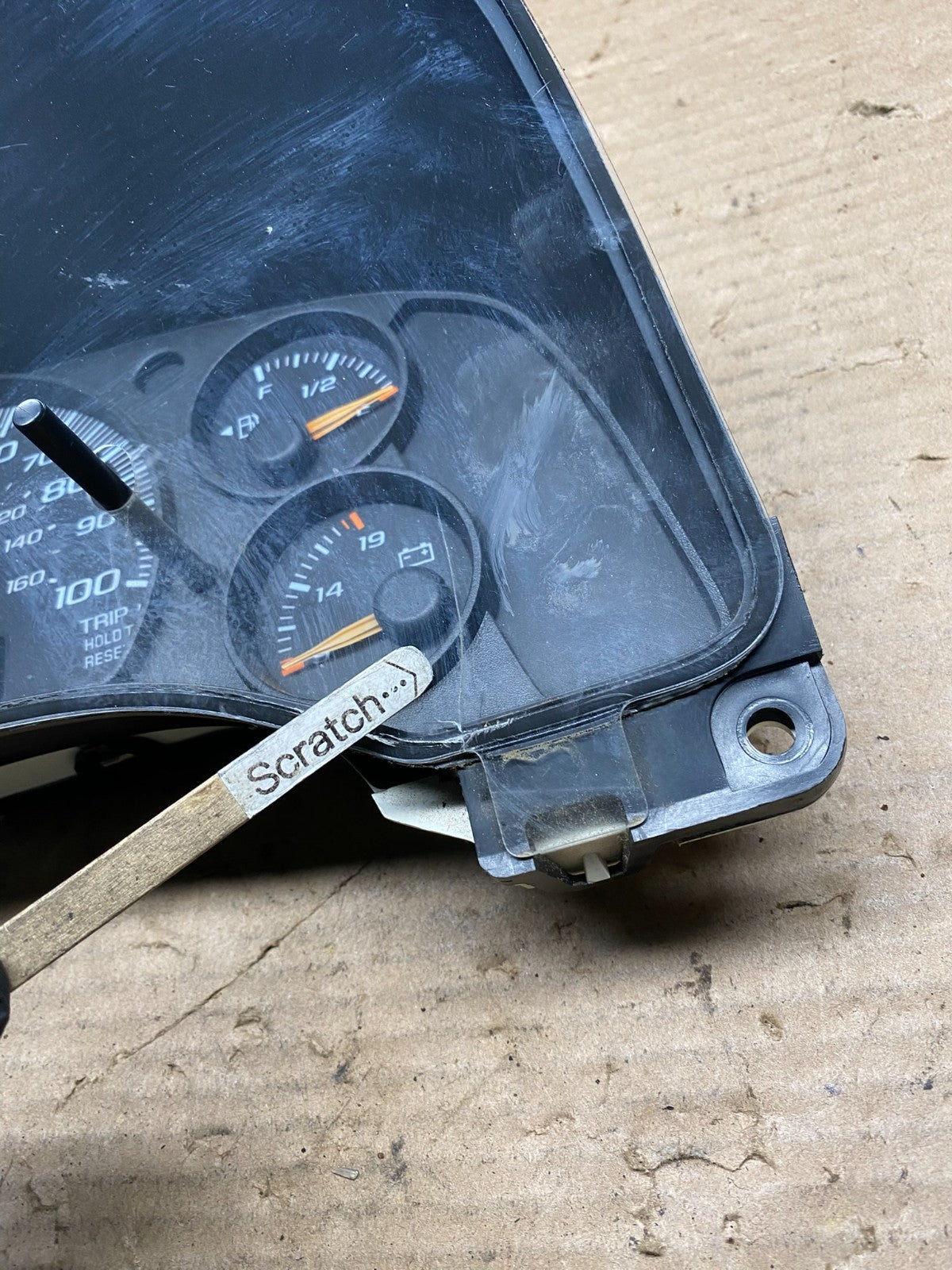 2004 to 2007 Chevrolet Express Speedometer Cluster Gauge OEM q2700 DG1