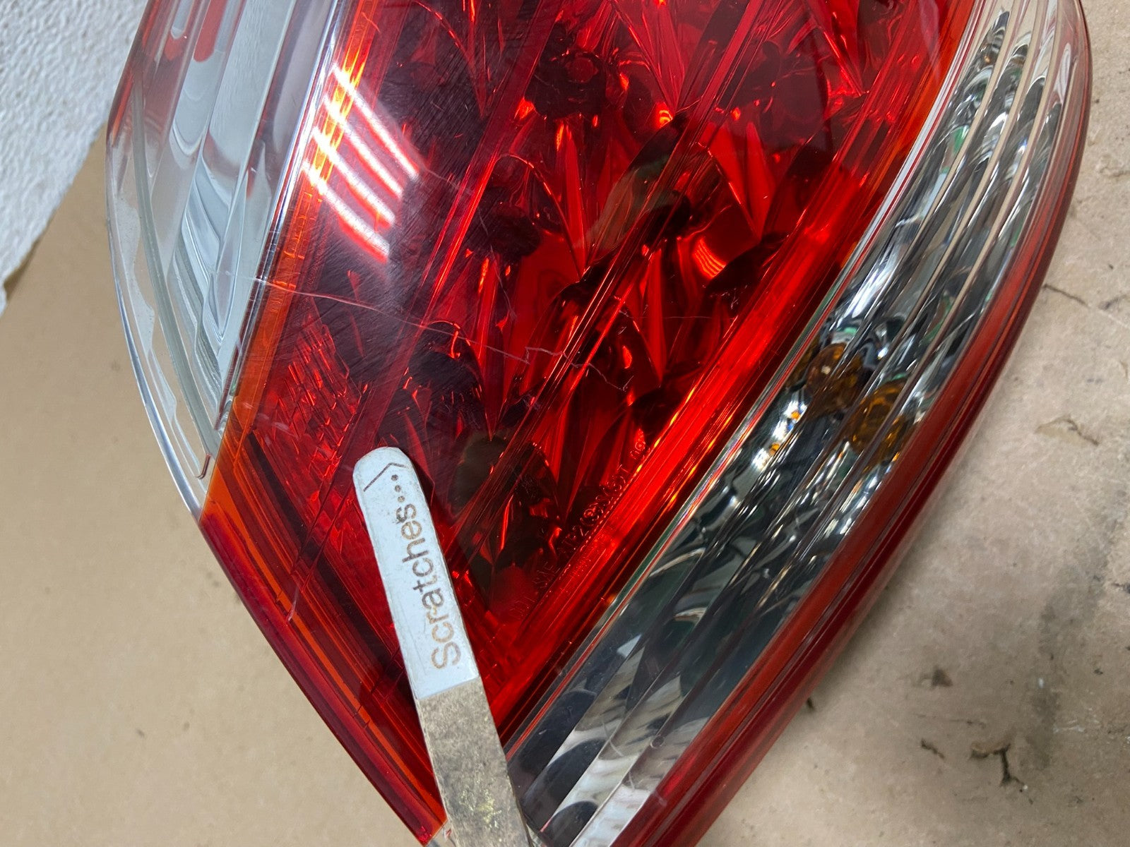 2011 - 2014 Nissan Murano Right Passenger Side RH Tail Light AG4327 PS3