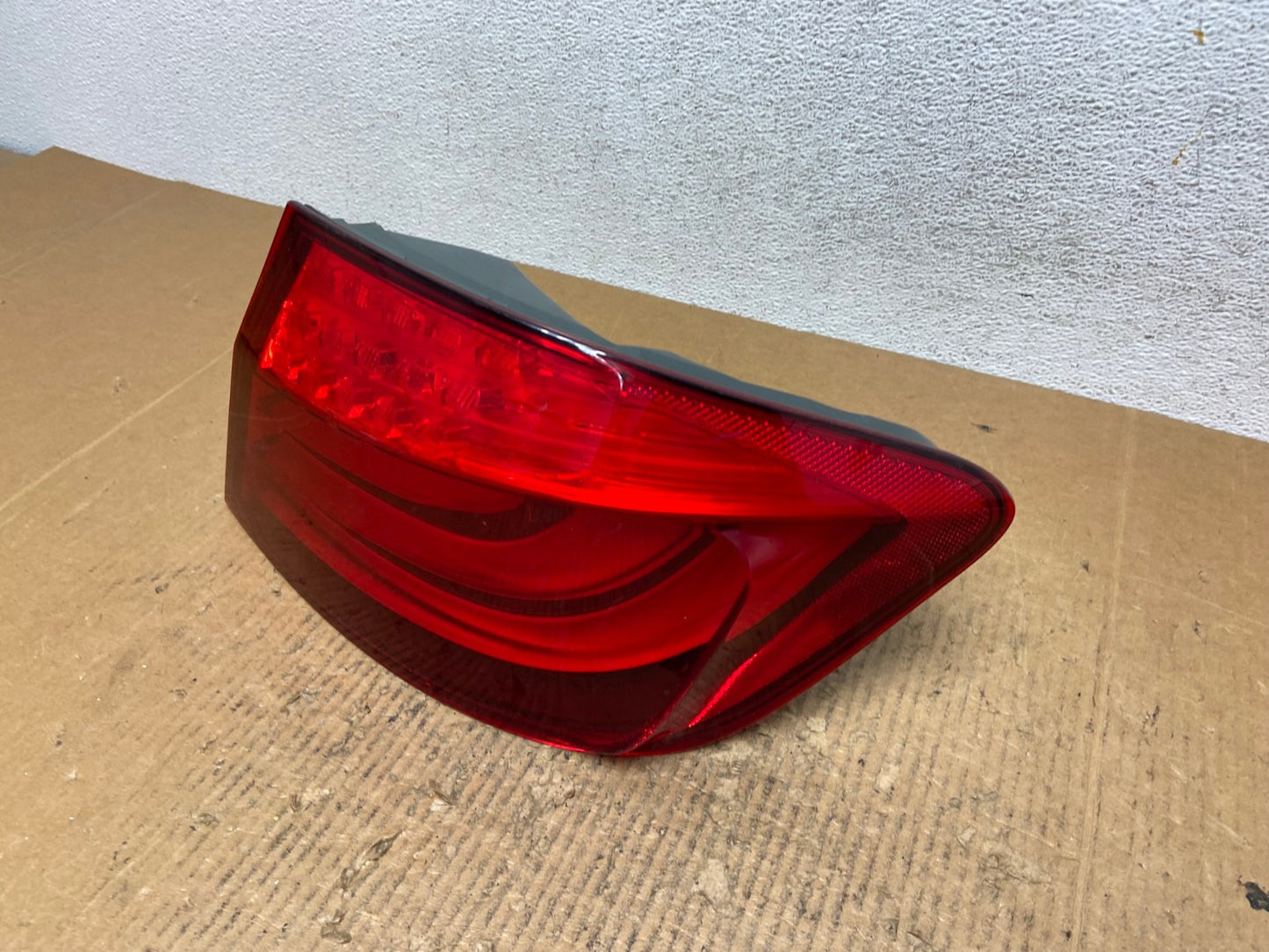 2011 2012 2013 BMW 5 Series F10 Right Passenger Rh Side Tail Light AE2694 LK1