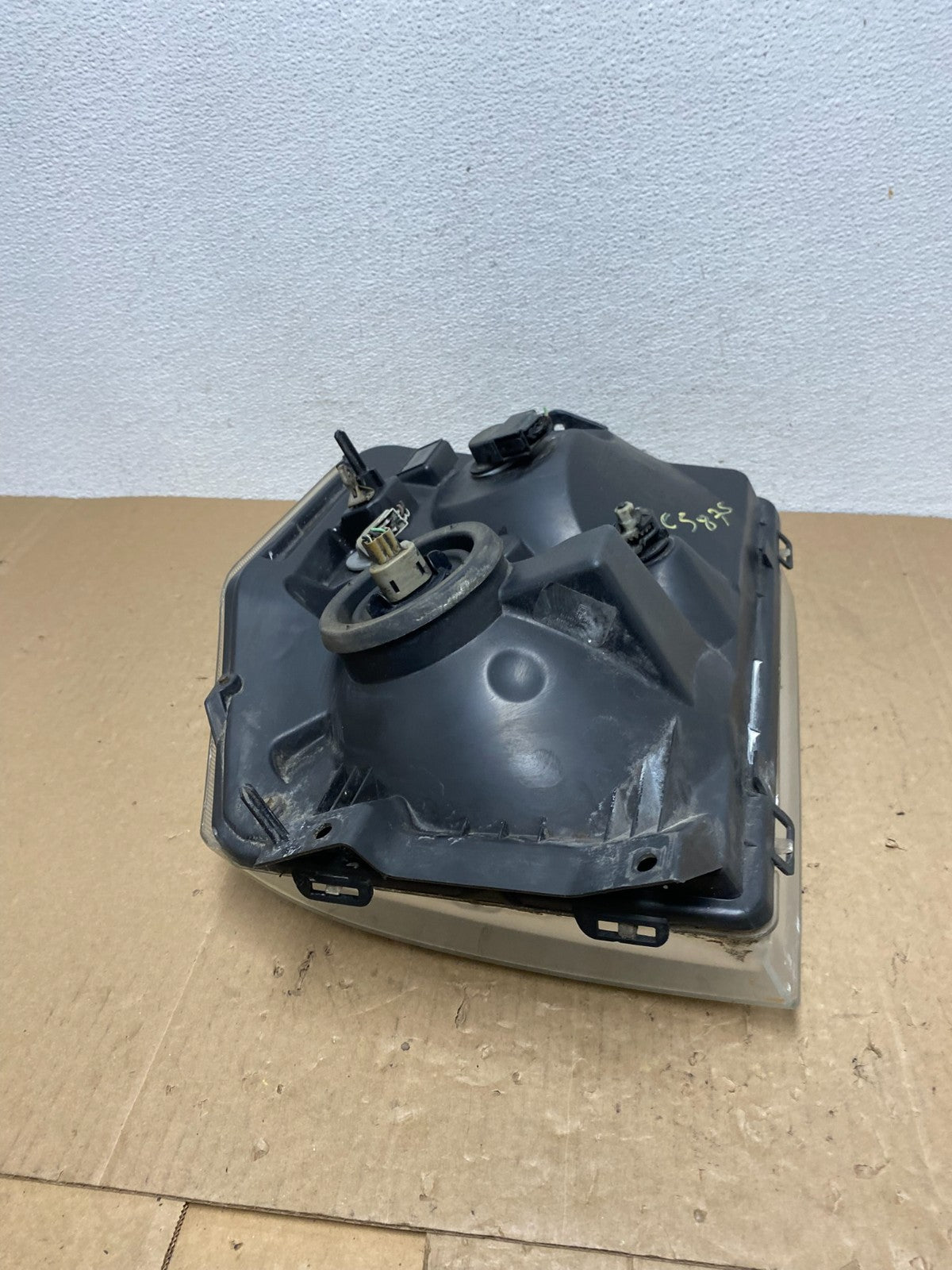 2008-2014 Ford Econoline E150 E250 E350 Left Driver LH Headlight AC5875 DW7