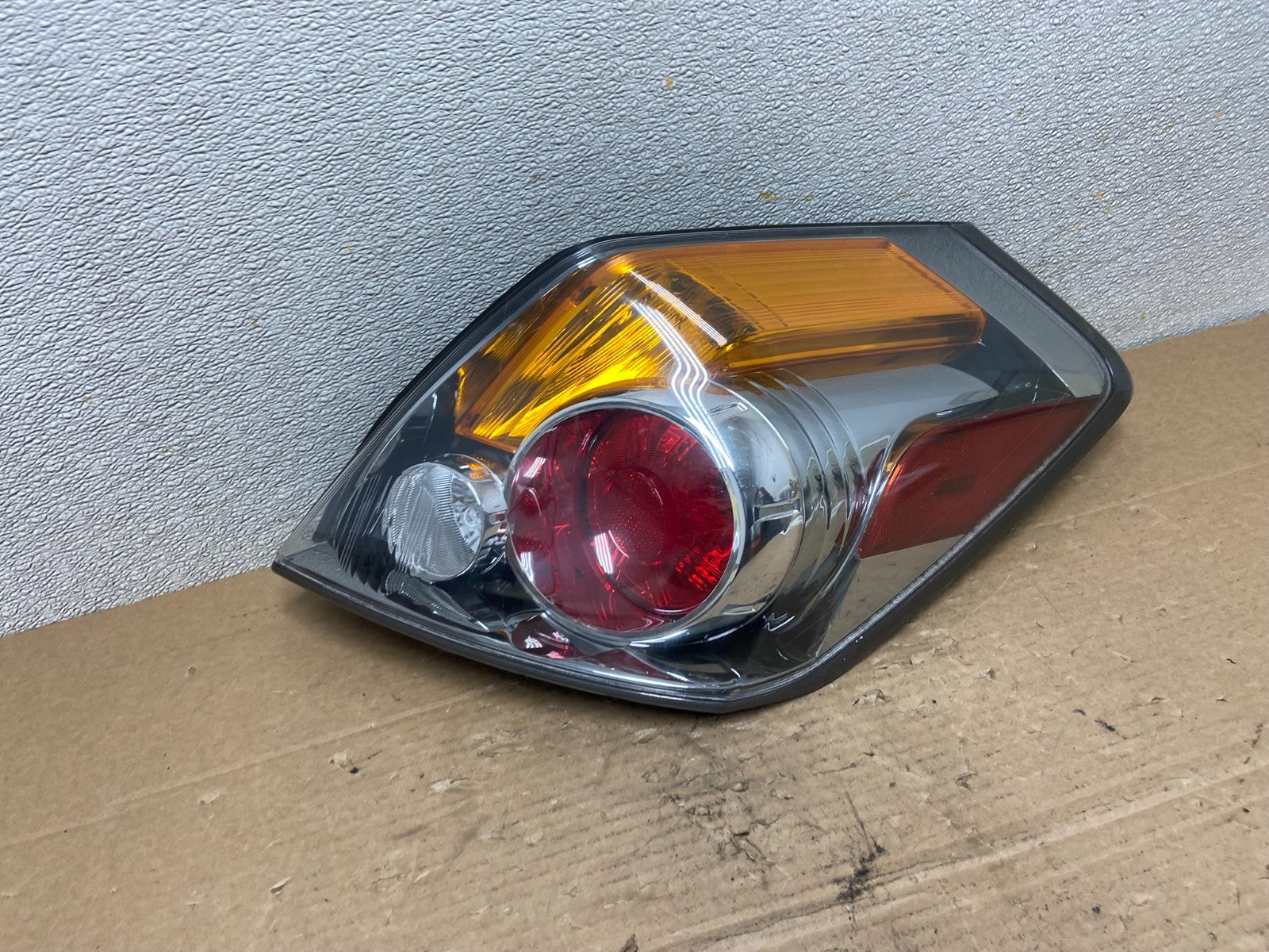 2007 to 2012 Nissan Altima Right Passenger Rh Side Tail Light OEM AB4682 LK2