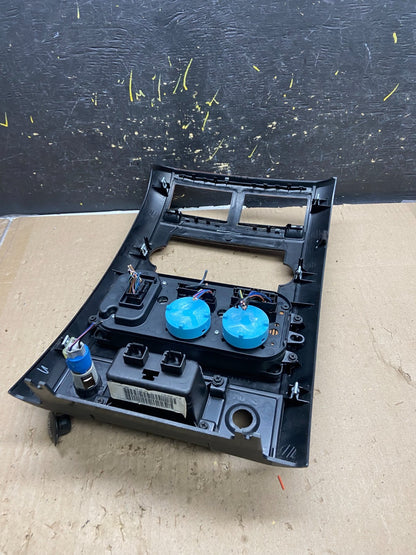 2005-2009 Dodge Durango Heat AC Climate Temp Control Radio Bezel AB5515 DG5