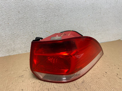 2010-2014 Volkswagen Golf MK6 Wagon Right Passenger Rh Tail Light P9556 DG0