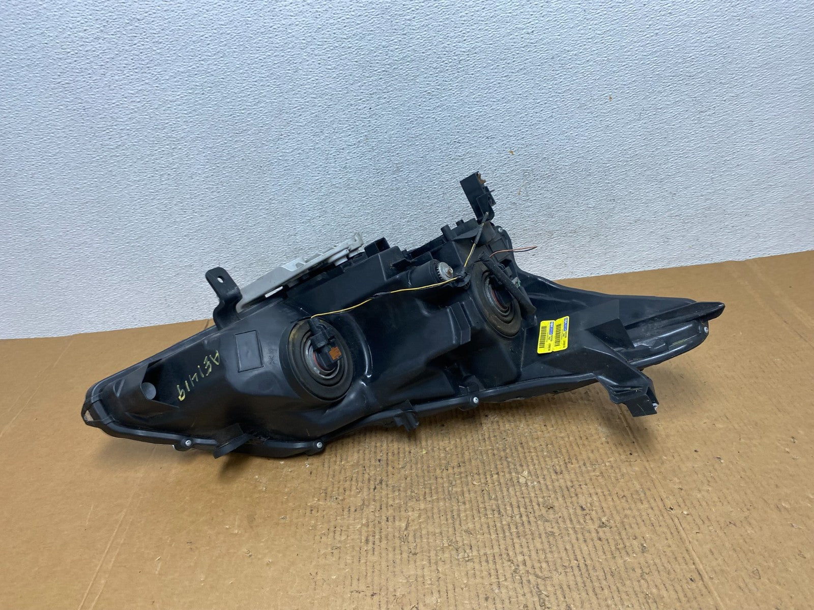 2013 2014 2015 Nissan Altima Left Driver LH Side Halogen Headlight TYC AE1419 DW4