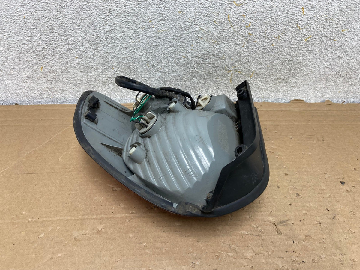 2005 to 2006 Hyundai Santa Fe Left Driver Side Tail Light AH8488 LK5