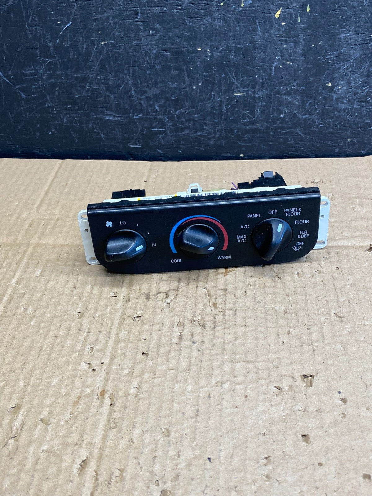 97 - 03 Ford F-150 F-250 F-350 Expeditio A/C Climate Control Temperature AC95730