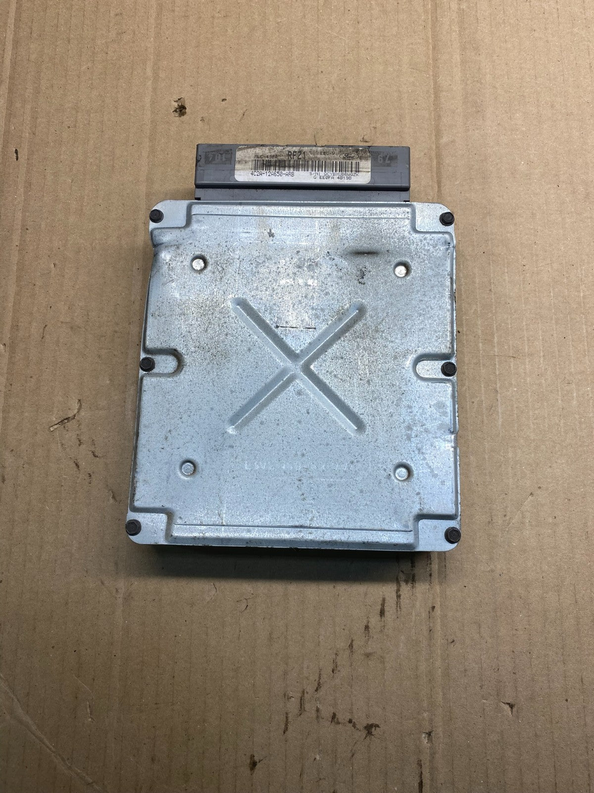 2004 Ford Crown Victoria Engine Control Unit ECU Computer Module AC0882 DG1