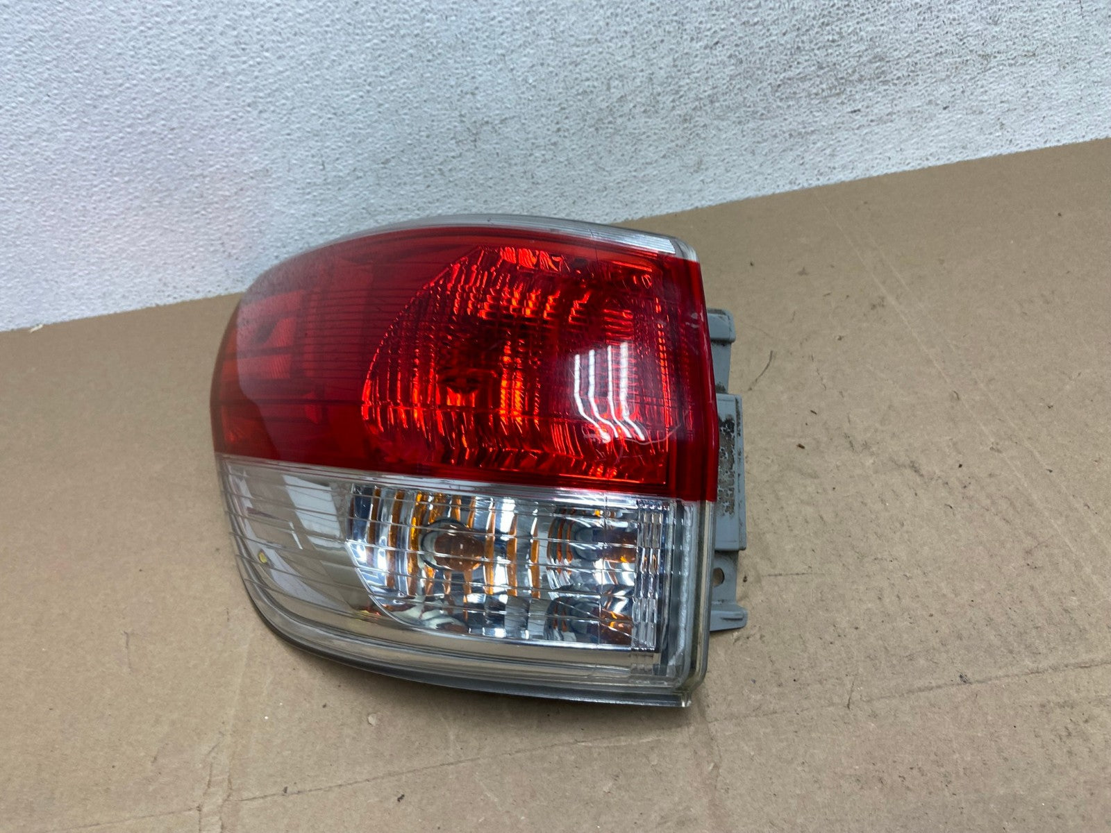 2013 to 2016 Nissan Pathfinder Left Driver Lh Side Tail light AE6716 LK1