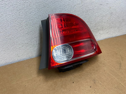 2006 2007 2008 Honda Civic Right Passenger Rh Side Tail Light AD5347 LK2