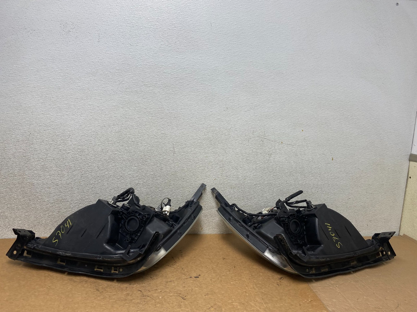 2005 2006 2007 Honda Odyssey Left+Right Set Halogen Headlights S7041 DW9