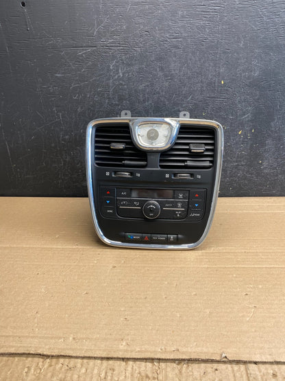 2011-2016 Chrysler Town Country Climate Control Panel Center Dash Trim AG0065 DG0