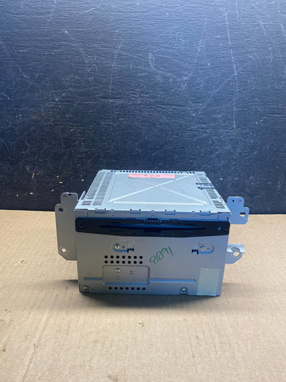 2010 to 2012 Ford Fusion Radio Audio Receiver AM FM CD MP3 AH1740 DG0