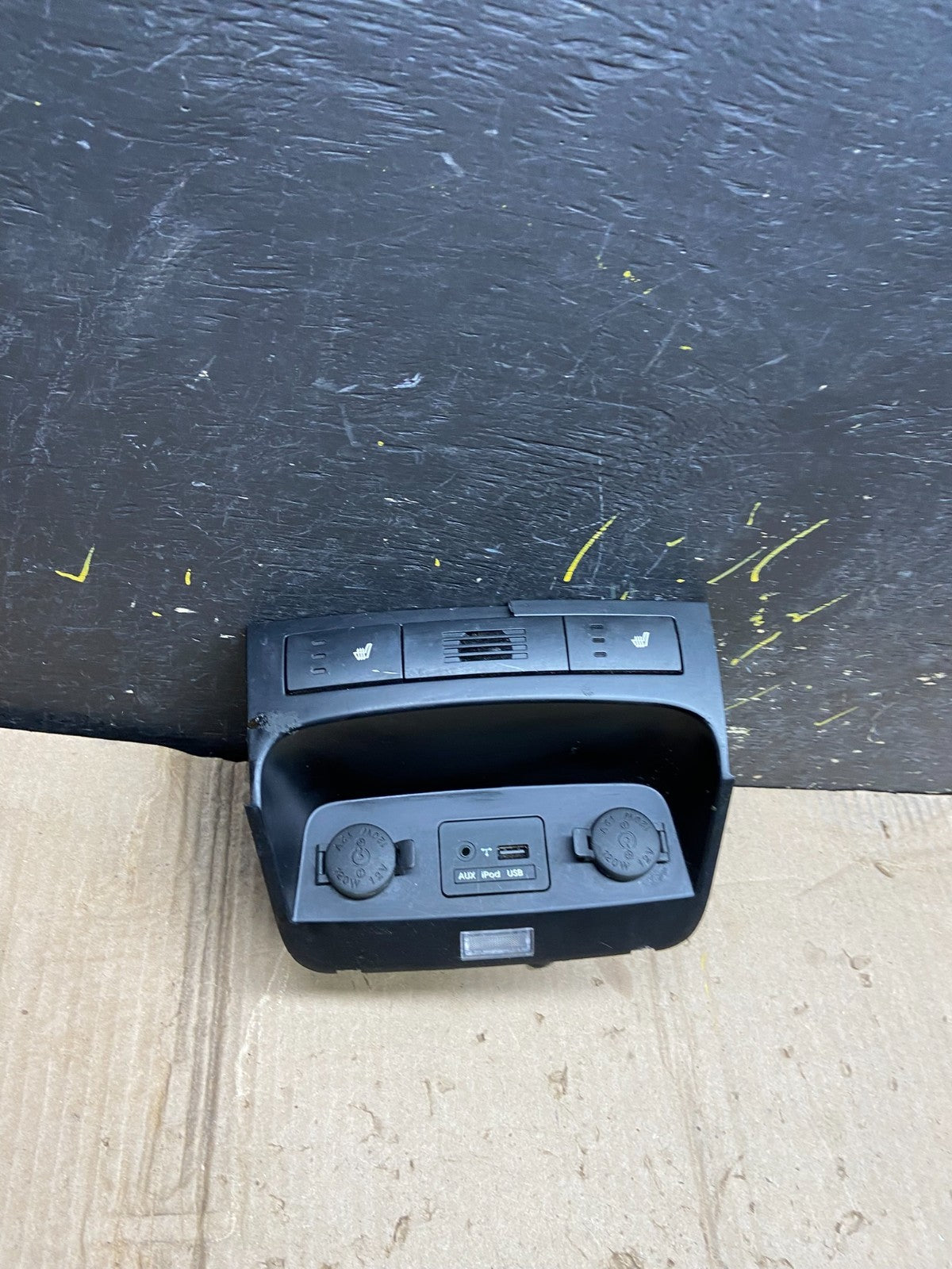 2011 to 2013 Kia Sorento Seat Heat Temperature Switch AUX X6358 PS0