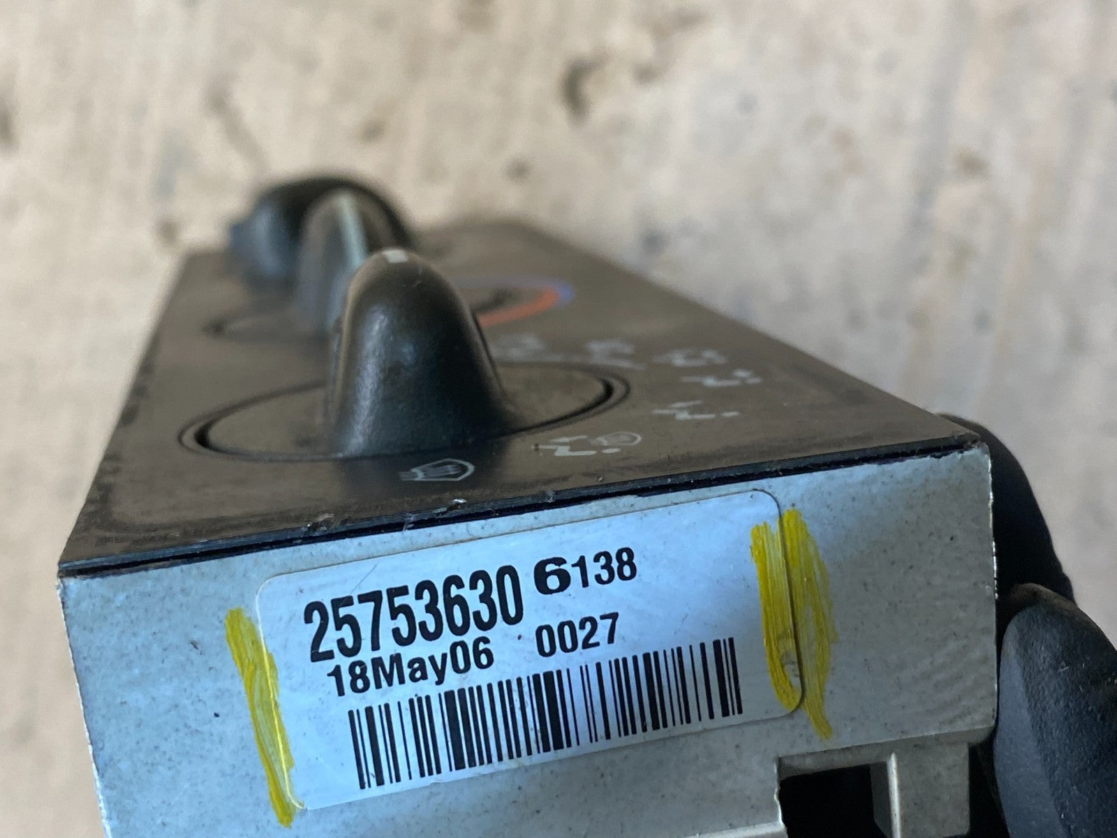 2001 - 2007 GMC Chevrolet Express 1500 Climate Control A/C q2378 DG6