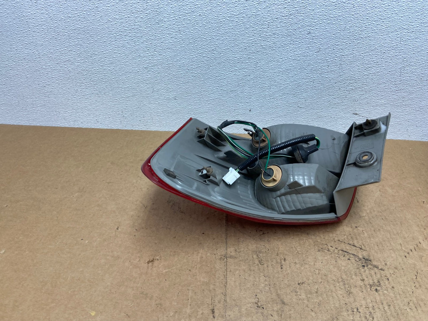 2008 to 2015 Nissan Rogue Left Driver Lh Side Tail Light OEM AC3339 LK4