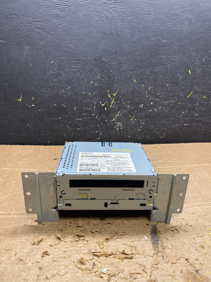2009 2010 2011 Jaguar XF Radio Receiver CD Player x1283  DG0