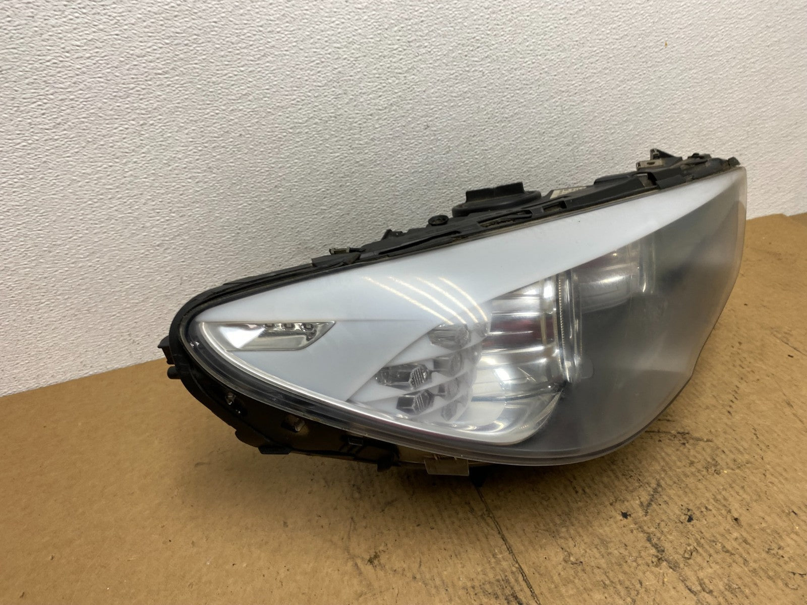2010-2013 BMW F07 5 Gran Turismo GT Right Passenger Bi-Xenon Headlight AC3677 DW2