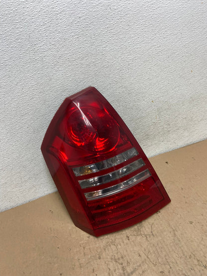 2005 2006 2007 Chrysler 300 Left Driver LH Side Tail Light AF4312 LK2