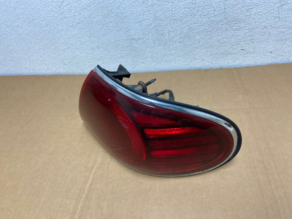 2000 to 2005 Buick Lesabre Right Passenger RH Side Tail Light AC7432 LK1