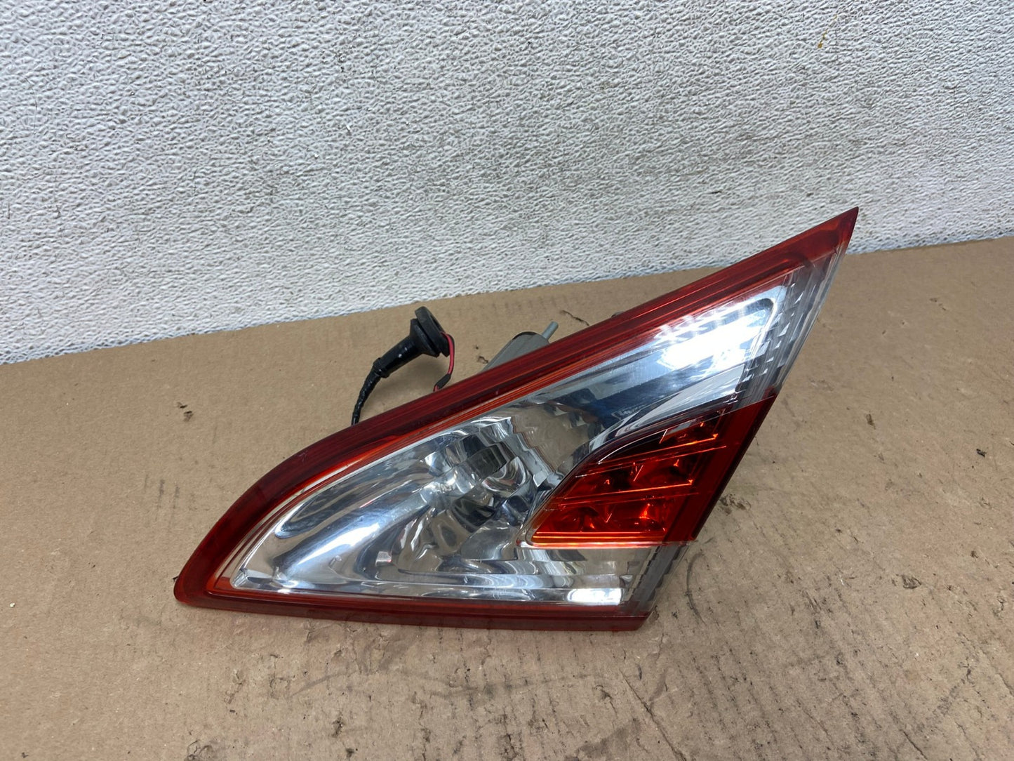 2011-2014 Nissan Murano Right Passenger RH Side Inner Tail Light AF3266 LK0