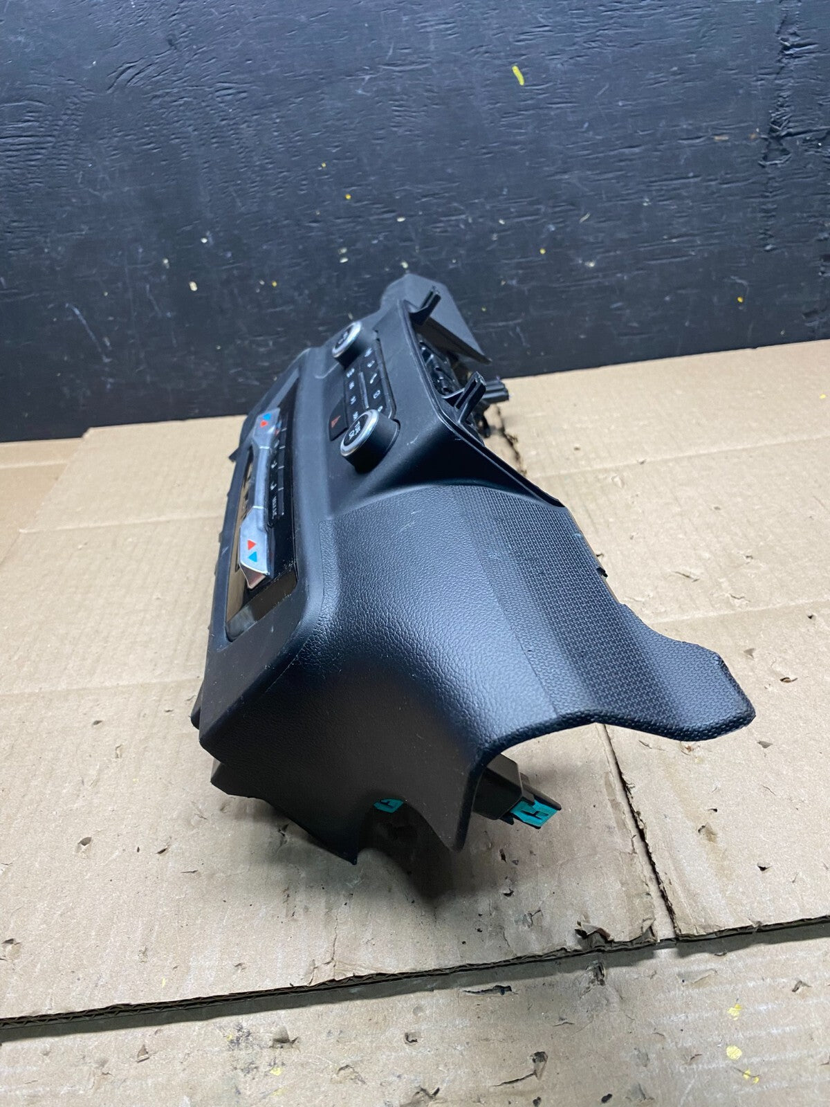 2020 to 2023 Ford Explorer Radio Climate Control Panel Trim L5375 PS2