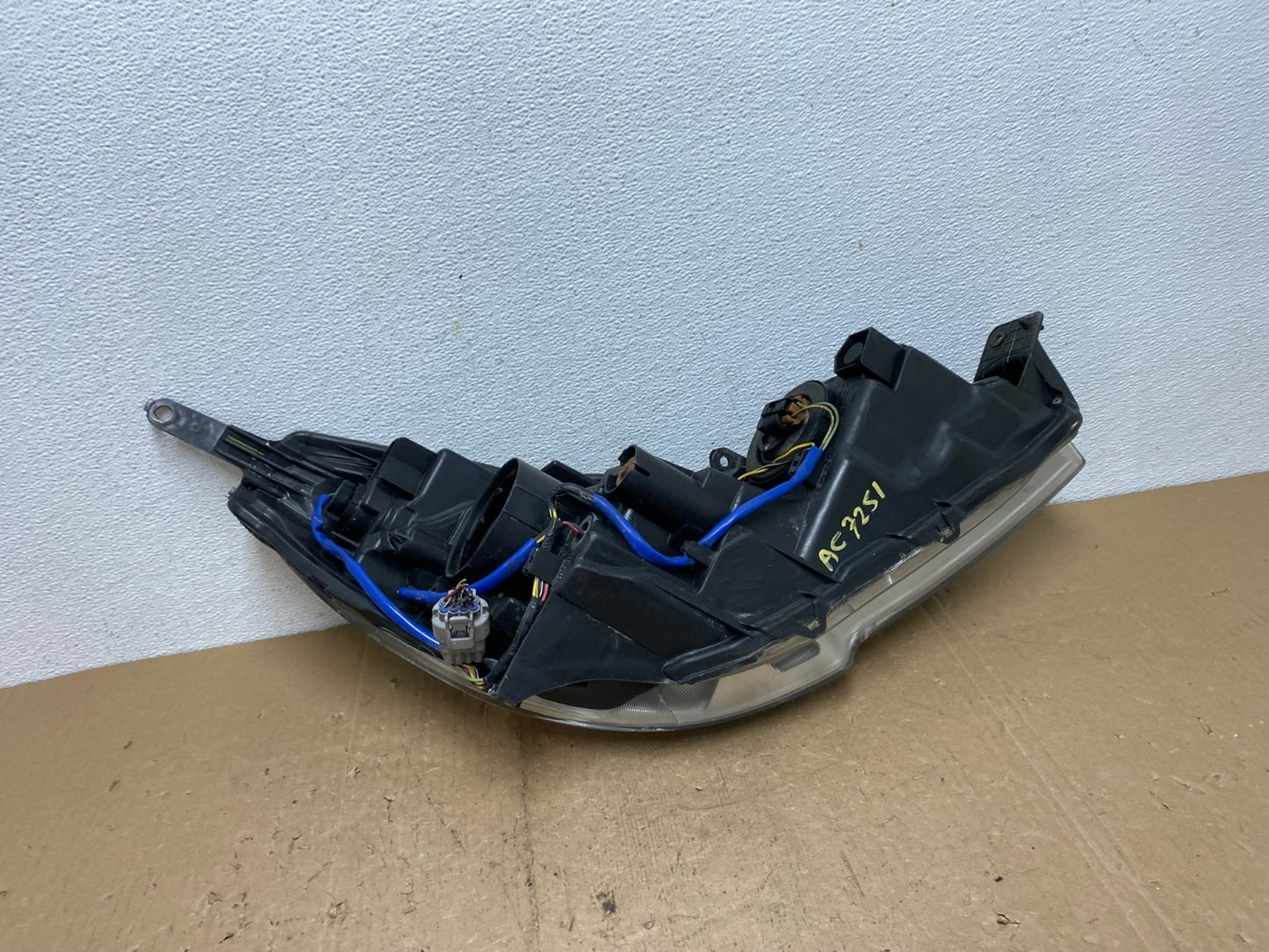 2013 2014 Subaru Legacy Outback Left Driver Halogen Headlight AC7251 DW7