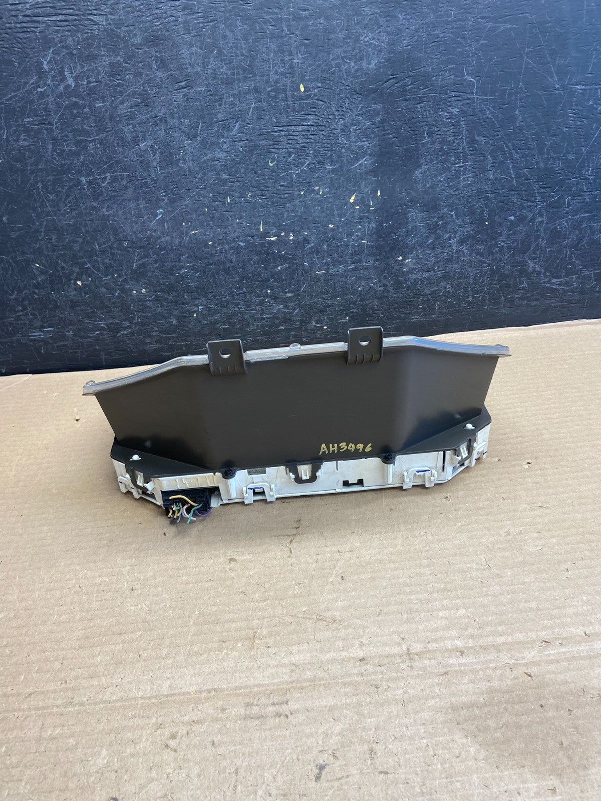 2008 to 2010 Ford F250 SD Super Duty Speedometer Cluster Gauge AH3496 DG3