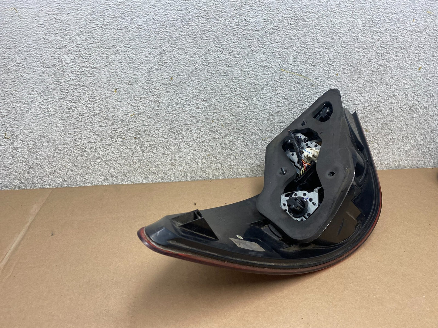 2006 to 2010 Mercedes W251 R-Class Left Driver LH Smoked Tail Light J9249 DG6