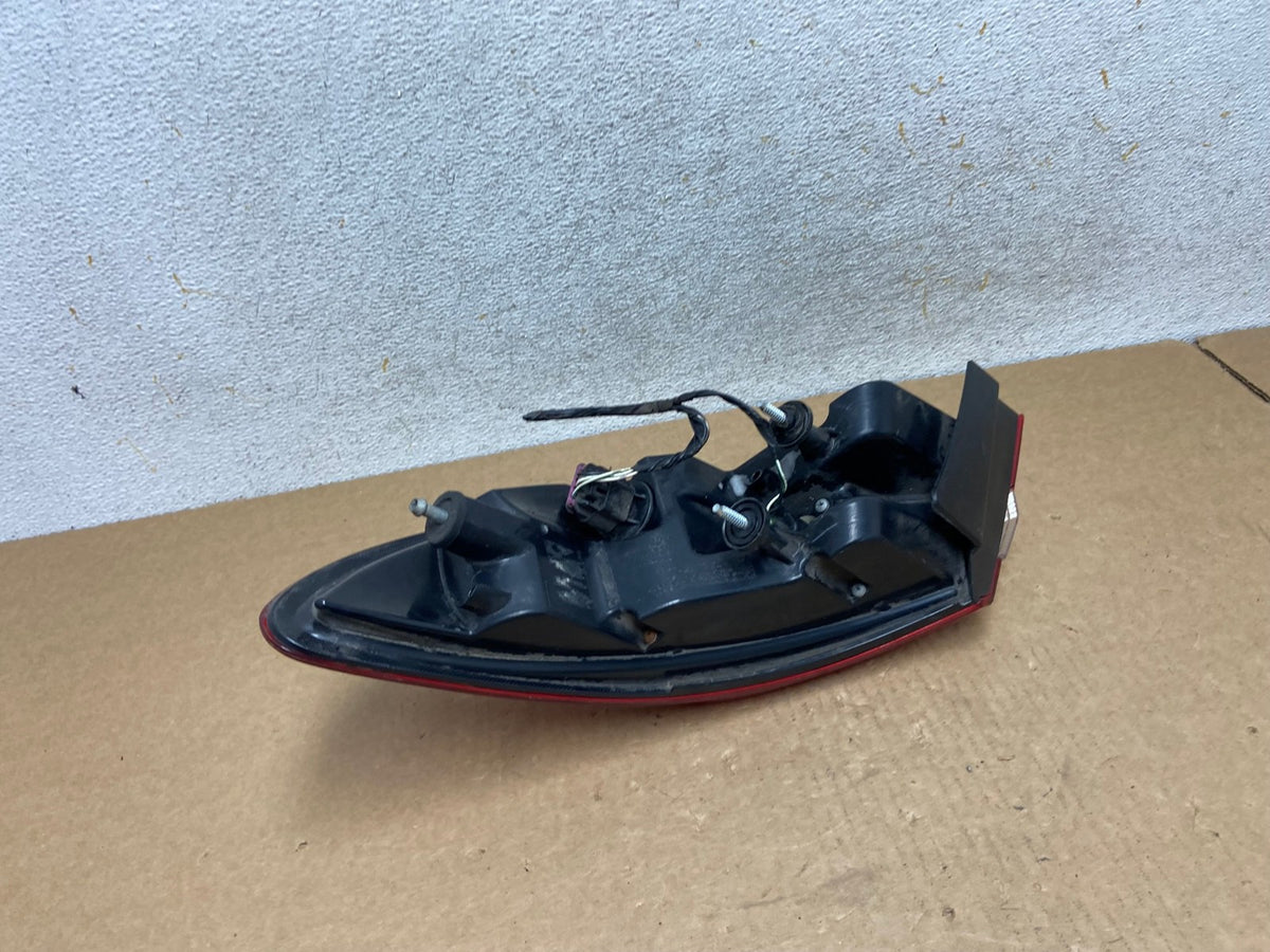 2011 - 2014 Chrysler 200 Sedan Left Driver LH Led Tail Light AI3275 LK4