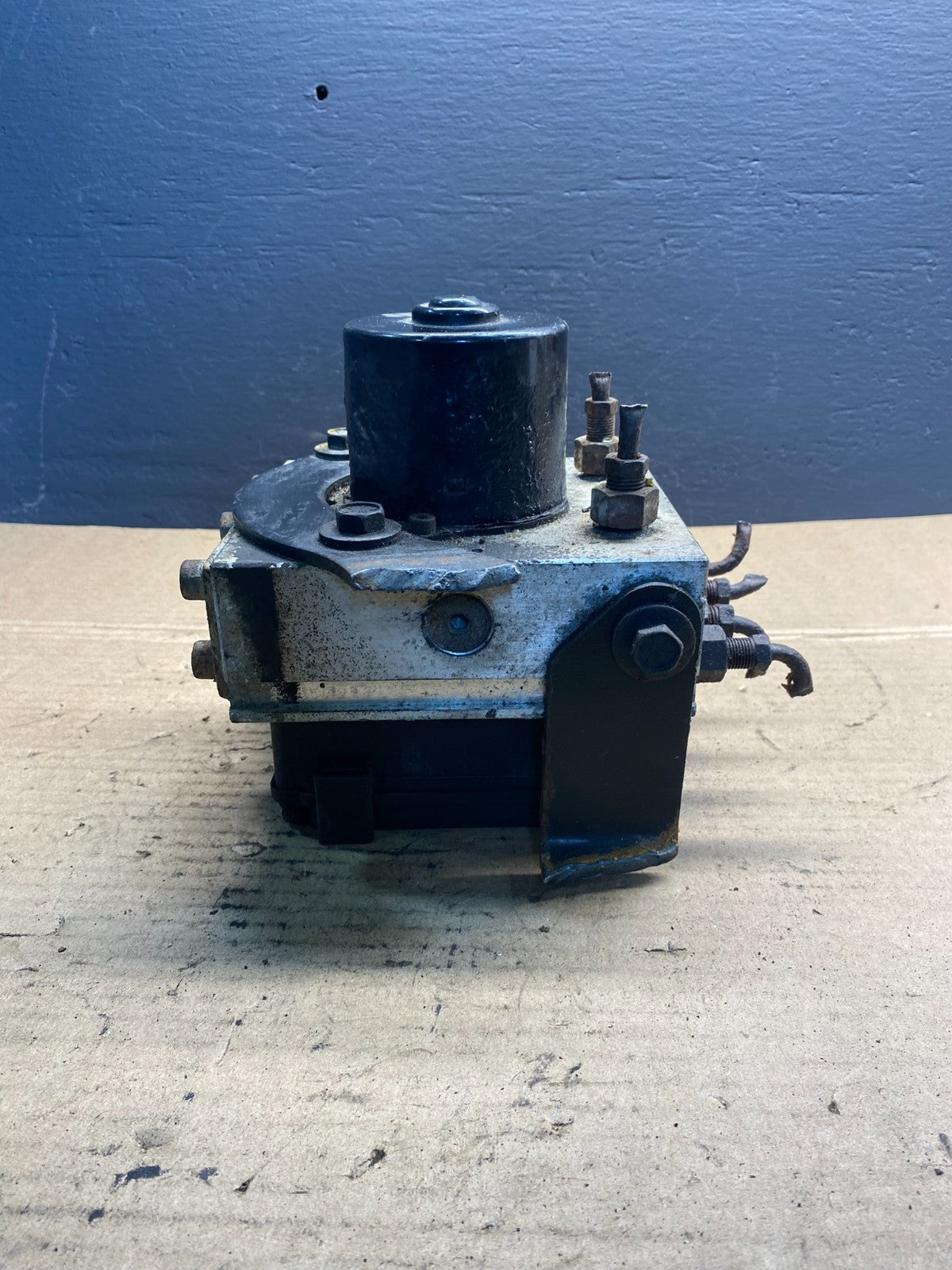 Wabco ABS Hydraulic ABS Pump With Module P/N 4784070720 ab7323 DG4