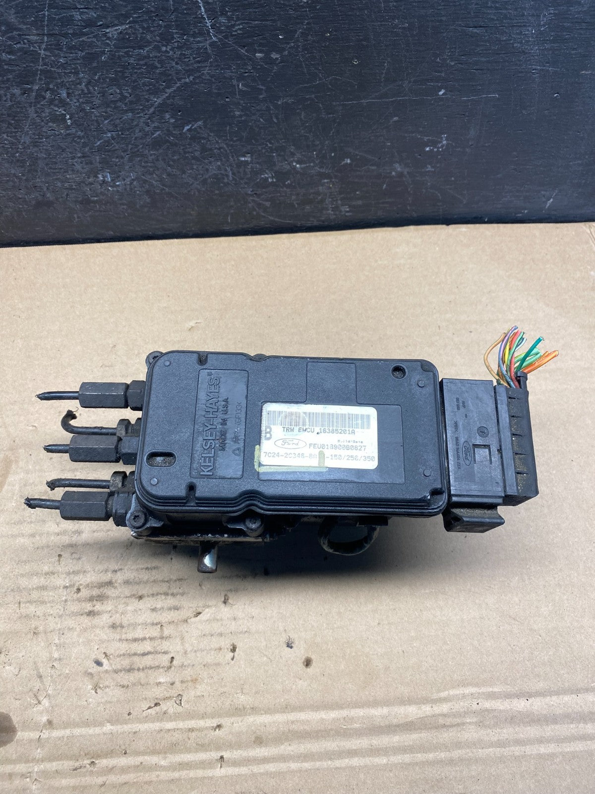 2006 2007 Ford E250 E350 Anti-Lock ABS Antilock Brake Pump AE2233 DW0