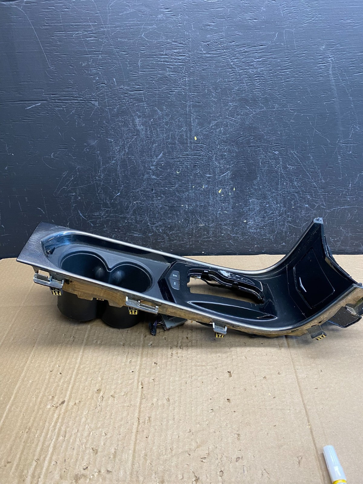 2013-2019 Cadillac ATS Shifter Trim Surround Cup Holder Center Console ac9483 DG3