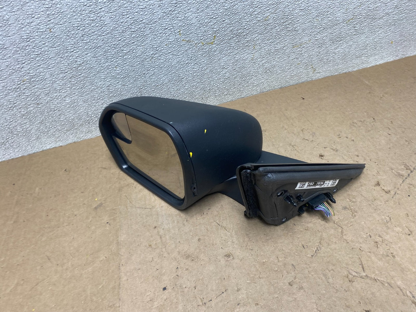 2020 to 2023 Ford Explorer Left Driver LH Side View Door Mirror OEM W9005 DW5