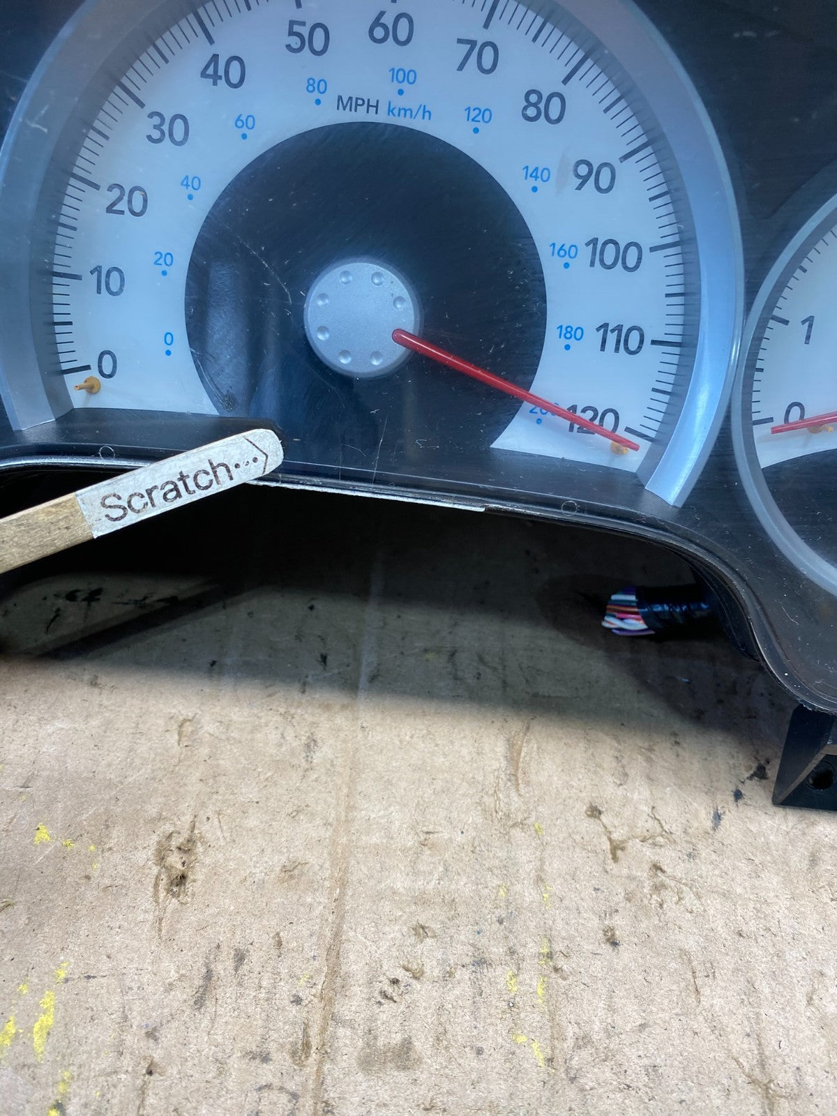 2005 Dodge Durango Speedometer Instrument Cluster Gauge p56049091ak P78211