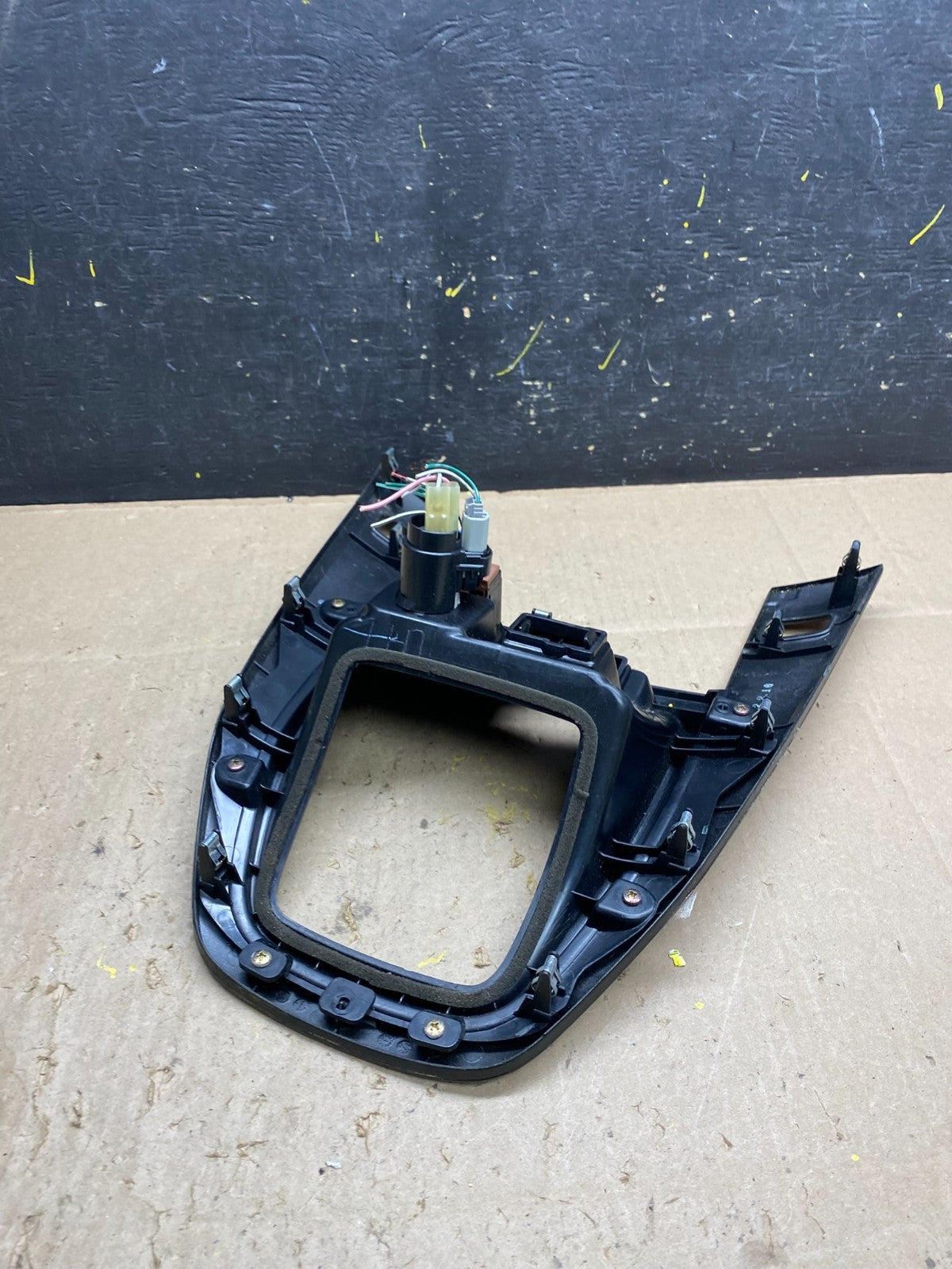 1999 to 2003 Lexus RX300 dash Console Center Shifter Floor Bezel U4909 DG3