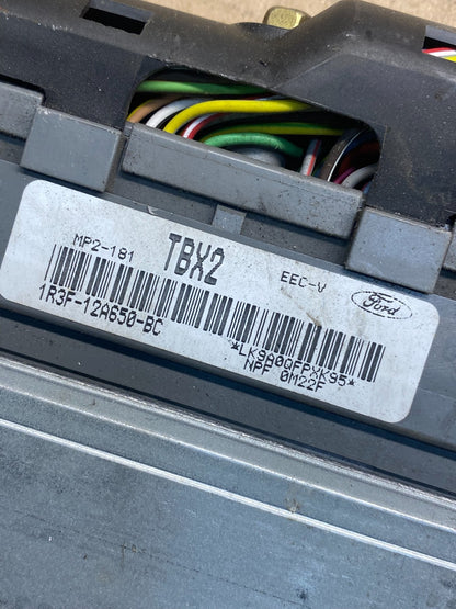 2001 Ford Mustang 3.8L ECU ECM Engine Computer 1r3f-12a650-bc AH9863 DW2