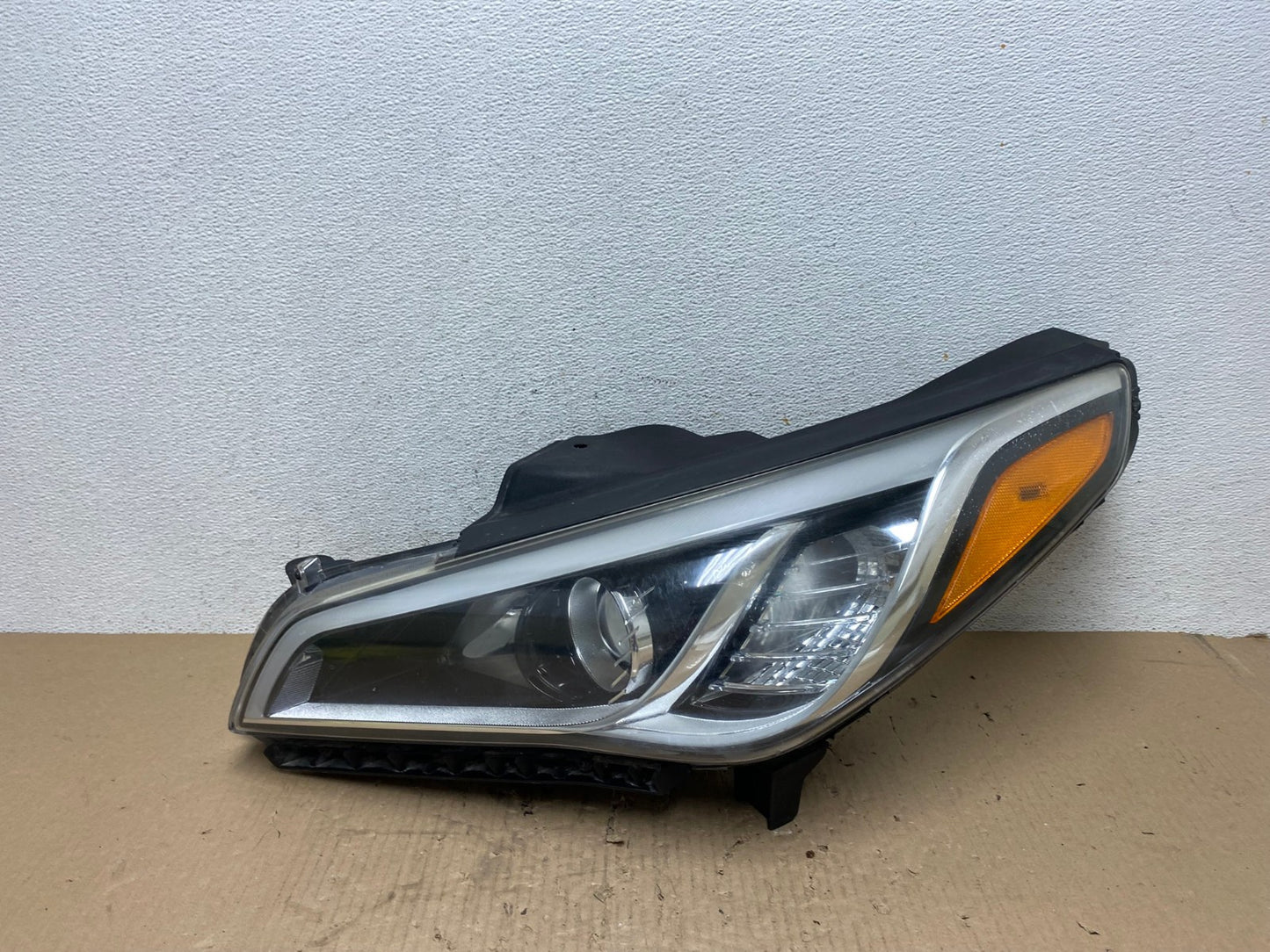 2015-2017 Hyundai Sonata Left Driver LH Side Halogen Headlight AE8821 LK0