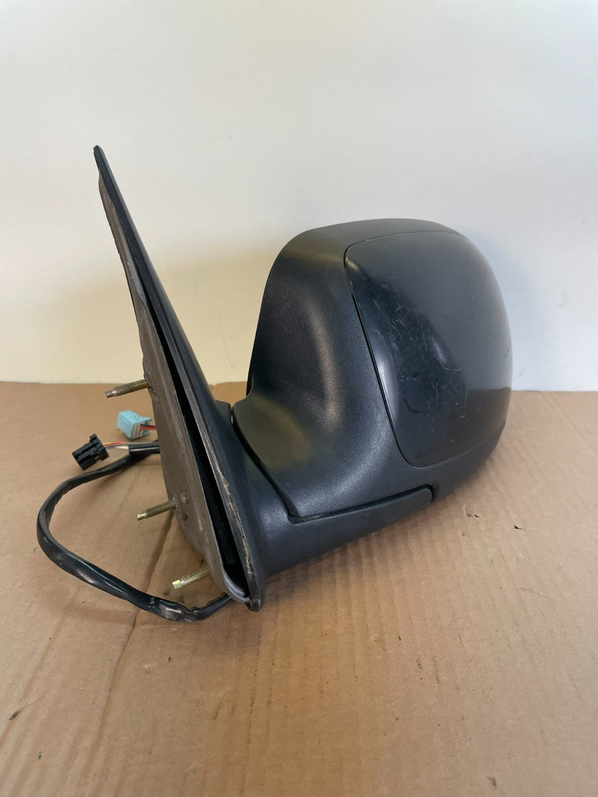 2003-2006 Chevrolet Tahoe Suburban Left Driver LH Turn Door Mirror AG7756 DW1