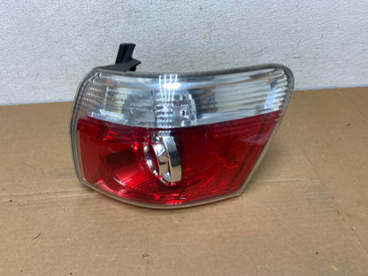 2007 to 2012 GMC Acadia Halogen Tail Light Right Passenger RH Side AD3779 LK0