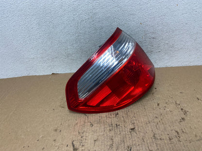 2005 2006 2007 Honda Odyssey Left Driver LH Side Tail Light AF8401 DW2