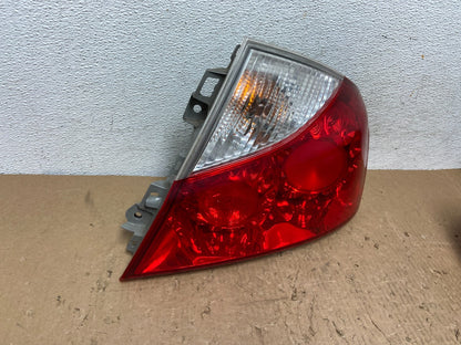 2008 2009 2010 Infiniti M35 M45 Right Passenger Side Tail Light AD8250 DW2