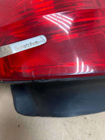 2003 to 2011 Lincoln Town Car Right Passenger Rh Tail Light AG4172 LK3