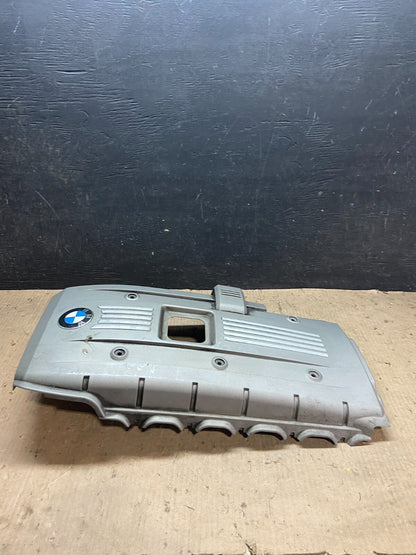 2007 to 2011 BMW 530i Plastic Engine Cover Shield j1205  OEM DG2