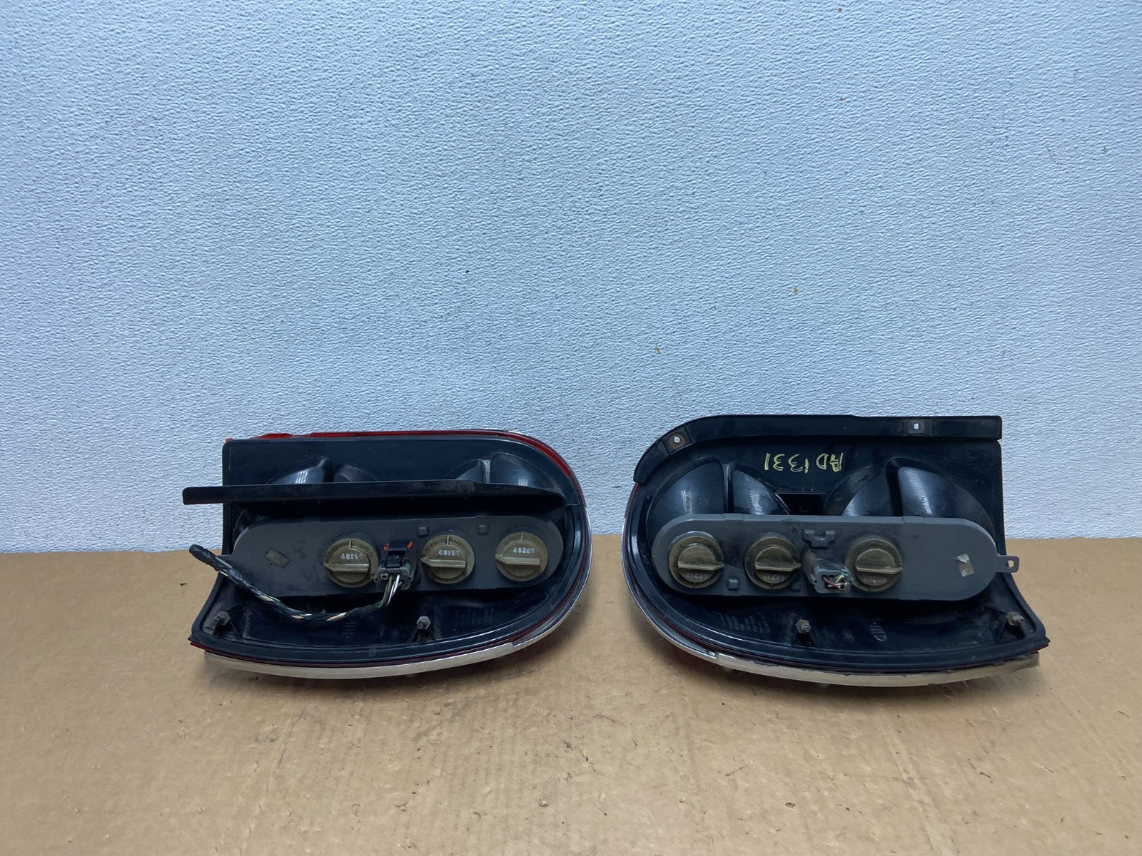 2002 2003 2004 Jeep Liberty Left+Right Side Tail Lights AD1331 DW7