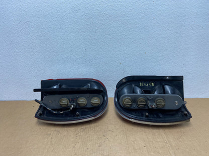 2002 2003 2004 Jeep Liberty Left+Right Side Tail Lights AD1331 DW7