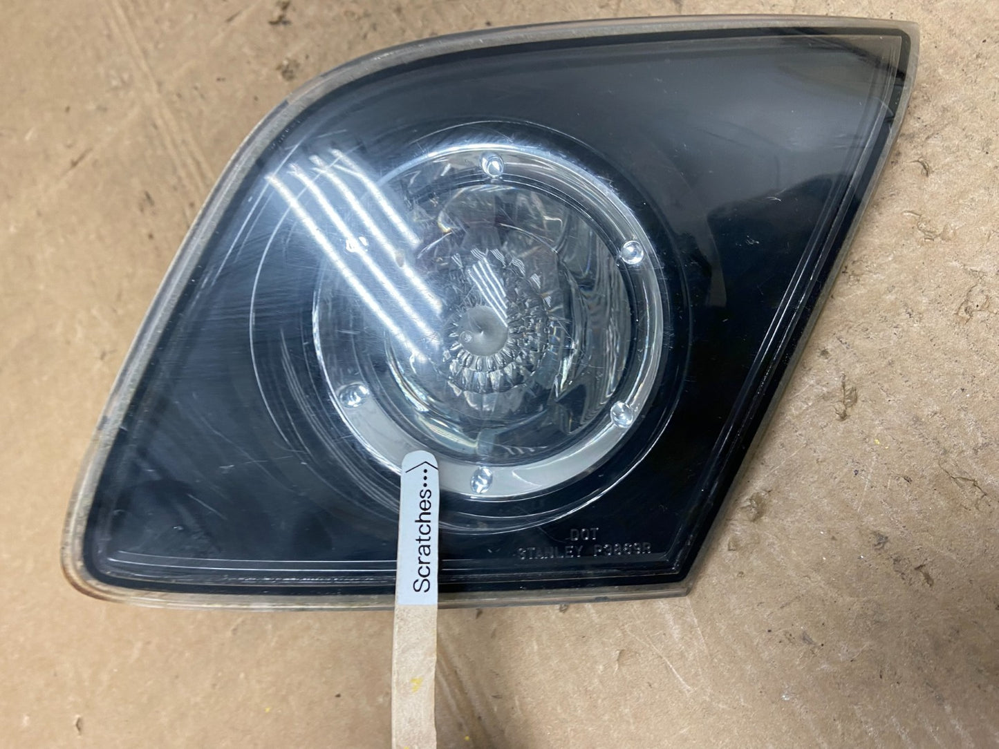 2004 to 2009 Mazda 3 Hatchback Right Passenger RH Inner Tail Light OEM Y5985 DW3