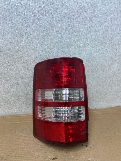 2008 to 2012 Jeep Liberty Left Driver Side Lh Tail Light AH8928 LK0