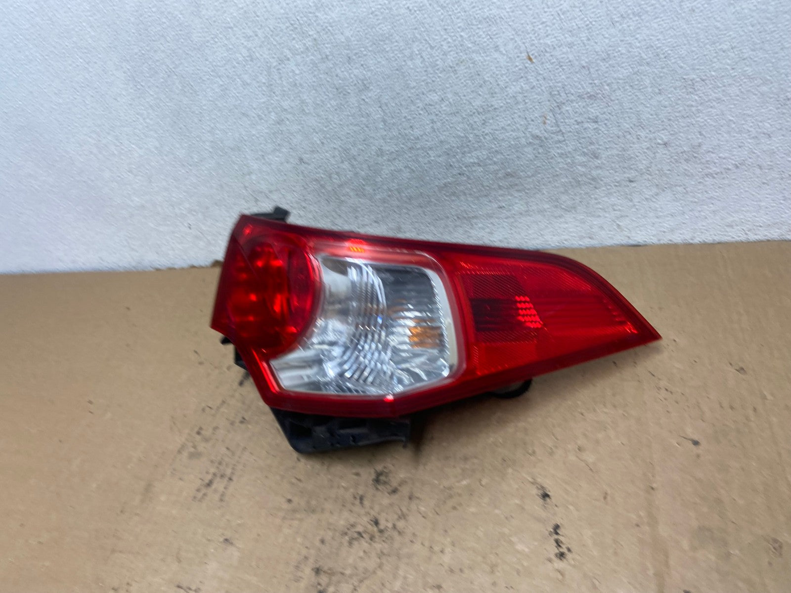 2009 2010 Acura Tsx Sedan Right Passenger Rh Side Tail Light AG2312 LK1