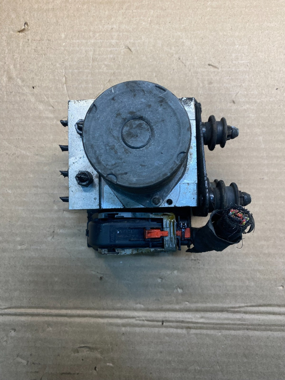 2009 to 2012 Audi Q5 ABS Anti-Lock Brake Pump 8R0614517AG OEM aa3248 DG5